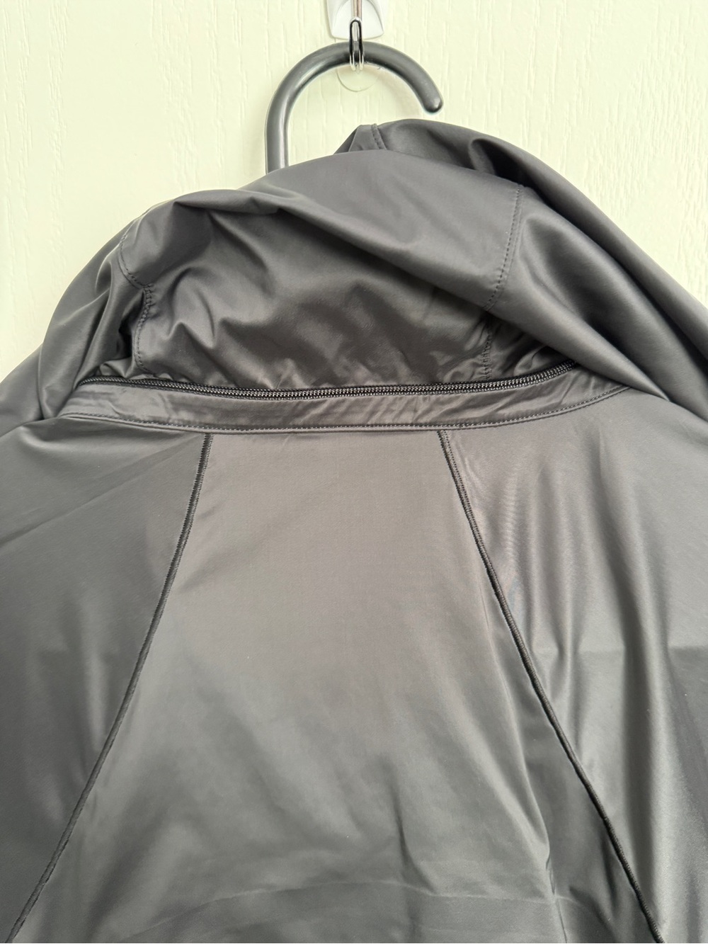 Light Running Jacket - Picture 3 of 7